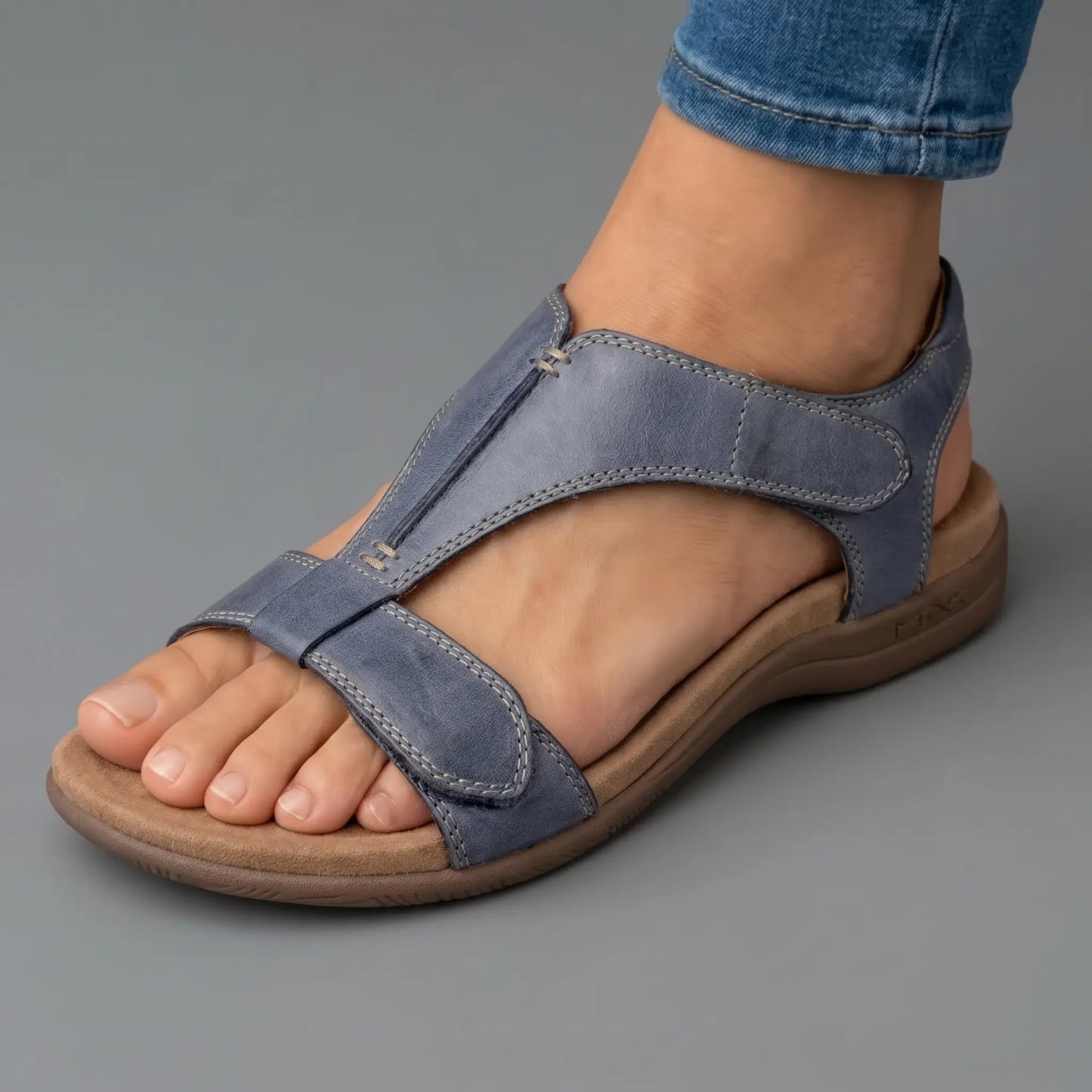 Lara – Ergonomické ortopedické sandály.